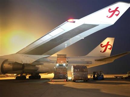 61.1萬噸！鄭州機(jī)場貨運(yùn)量已超去年 “雙貨航”支撐鄭州樞紐貨運(yùn)再突破